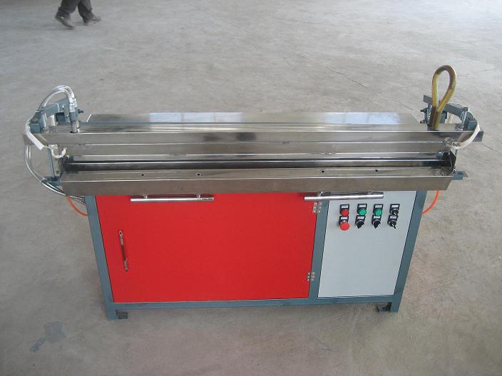 供應公泰上加熱弧型角亞克力折彎機