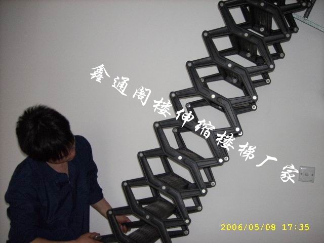 伸縮樓梯廠家、閣樓伸縮樓梯批發(fā)