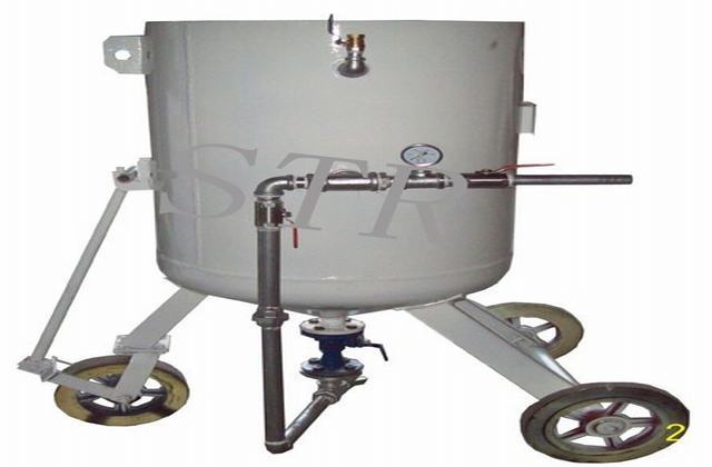 高壓開(kāi)放式噴砂機(jī)，噴砂服，噴砂手套，箱式噴砂機(jī)