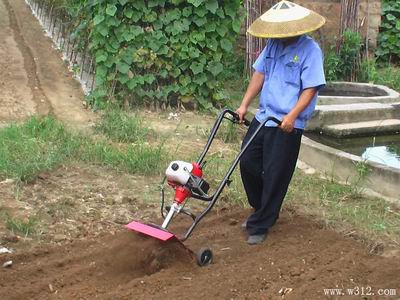 河南松土機批發 小型旋耕松土機廠