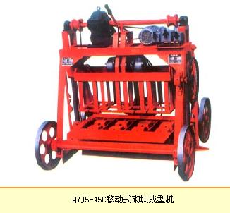 東方新型免燒磚機制磚采用液壓傳動、振動加壓成型