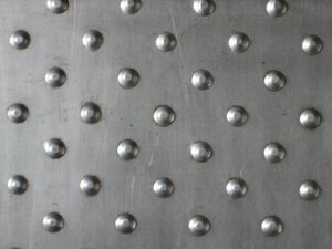 防滑板，金屬防滑板，鱷魚嘴防滑網