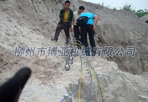 工程建筑設備無爆破劈裂機