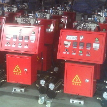 許昌市8.5KW功率聚氨酯噴涂機(jī)|冷藏車保溫噴涂機(jī)