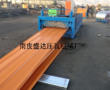 雙層彩鋼設(shè)備