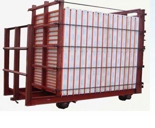 安徽淮北中坤元專業(yè)生產臥式牽引型空心條板模具車
