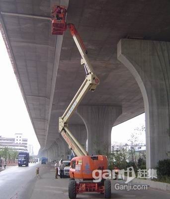 上海出租進(jìn)口高空作業(yè)車、空壓機(jī)、發(fā)電機(jī)、升降車