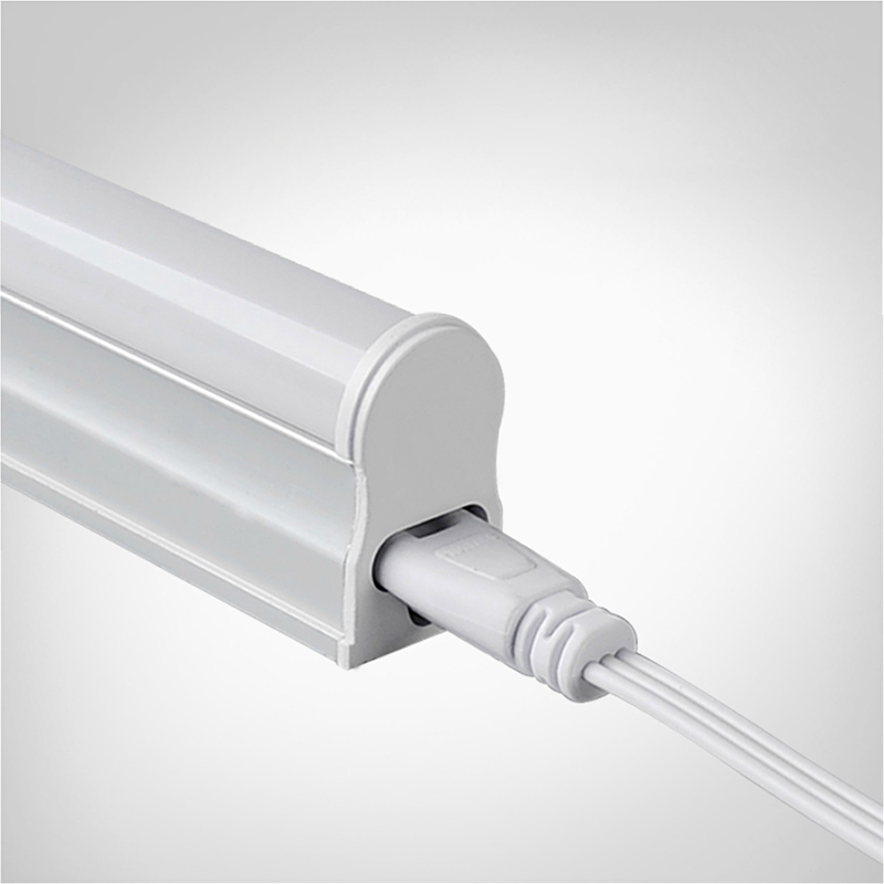 廠家直銷 優(yōu)質(zhì)LED T5一體化支架燈