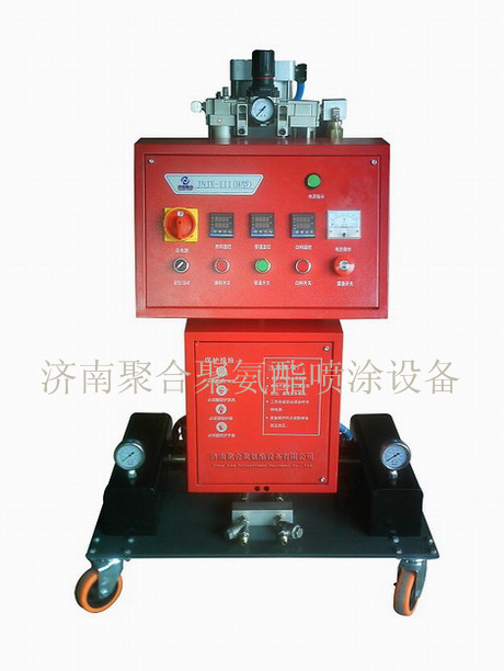 專供新疆聚氨酯發泡機冷庫板材發泡機