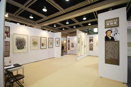 標準展位展板銷售 八棱柱售價 美術作品展展架