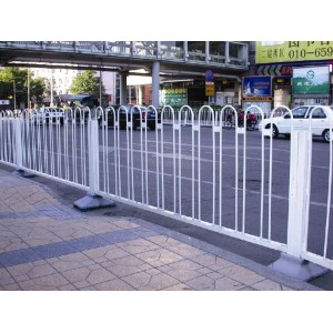 安平廠家供應市政隔離柵 勾花護欄網  鐵路護欄網等