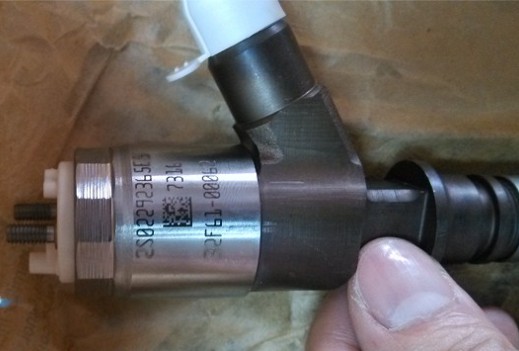 卡特挖掘機發動機噴油嘴