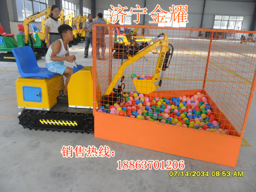 新型游樂挖掘機、體驗式游樂設備、公園游樂項目