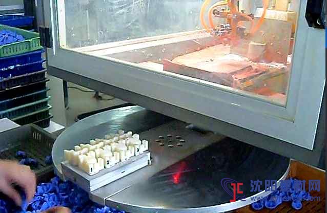 B1-1200玩具自動噴油機