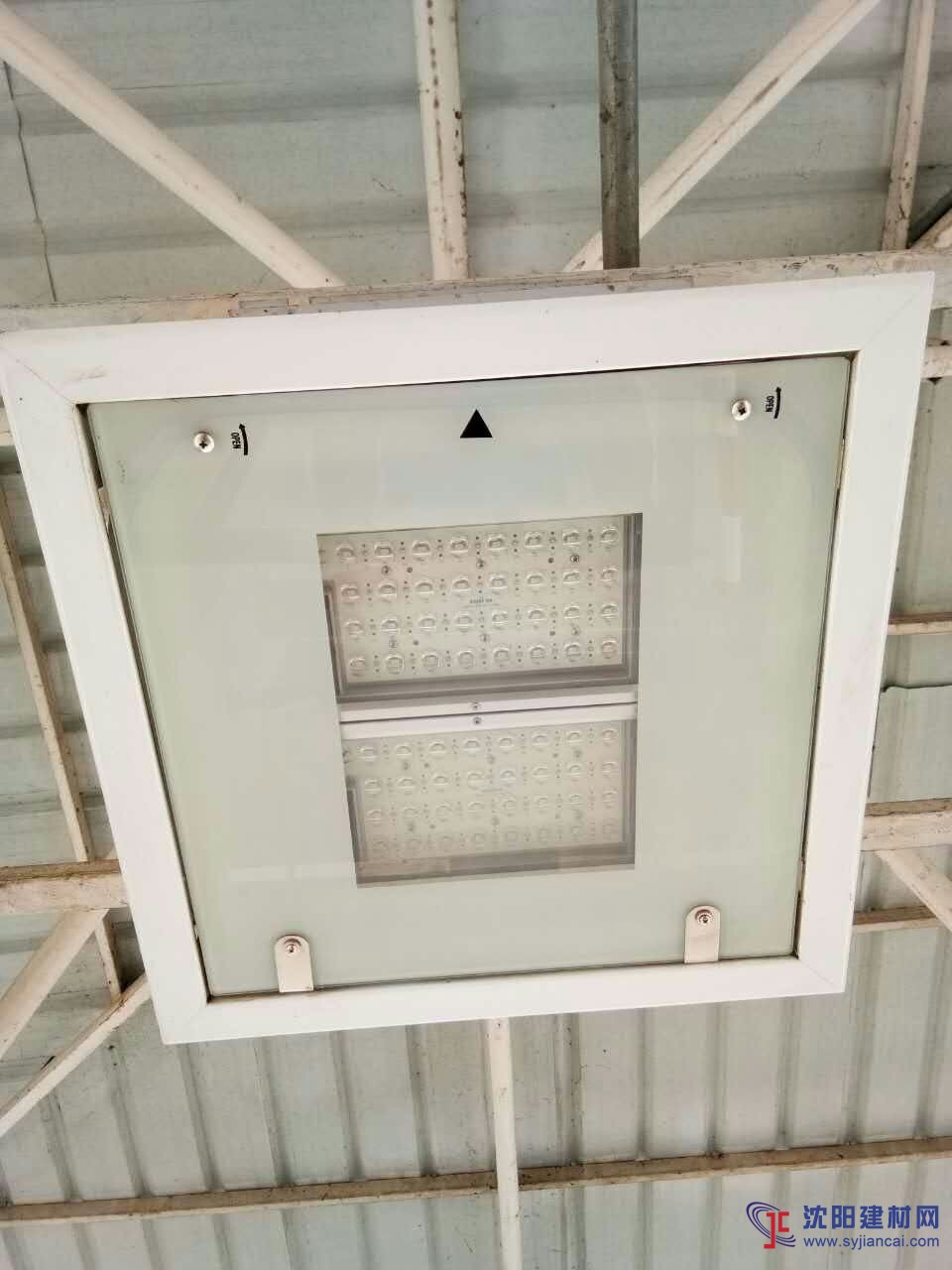 LED罩棚應急燈（內(nèi)置應急電源）