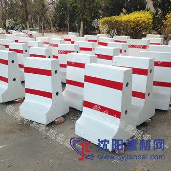 天津水泥墩-水泥隔離墩廠家-水泥防撞墩價(jià)格