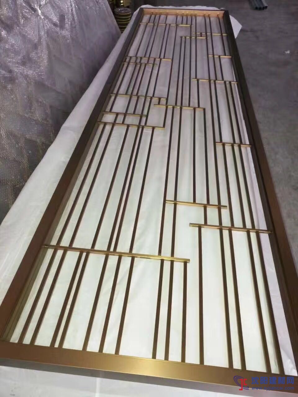 佛山市鑫立豐金屬制品，不銹鋼隔斷017