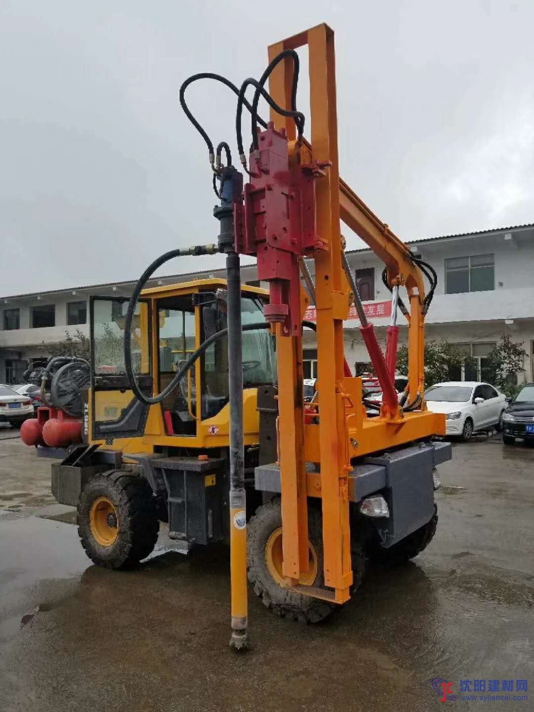 定制農村公路波形護欄打孔機 全液壓打樁機