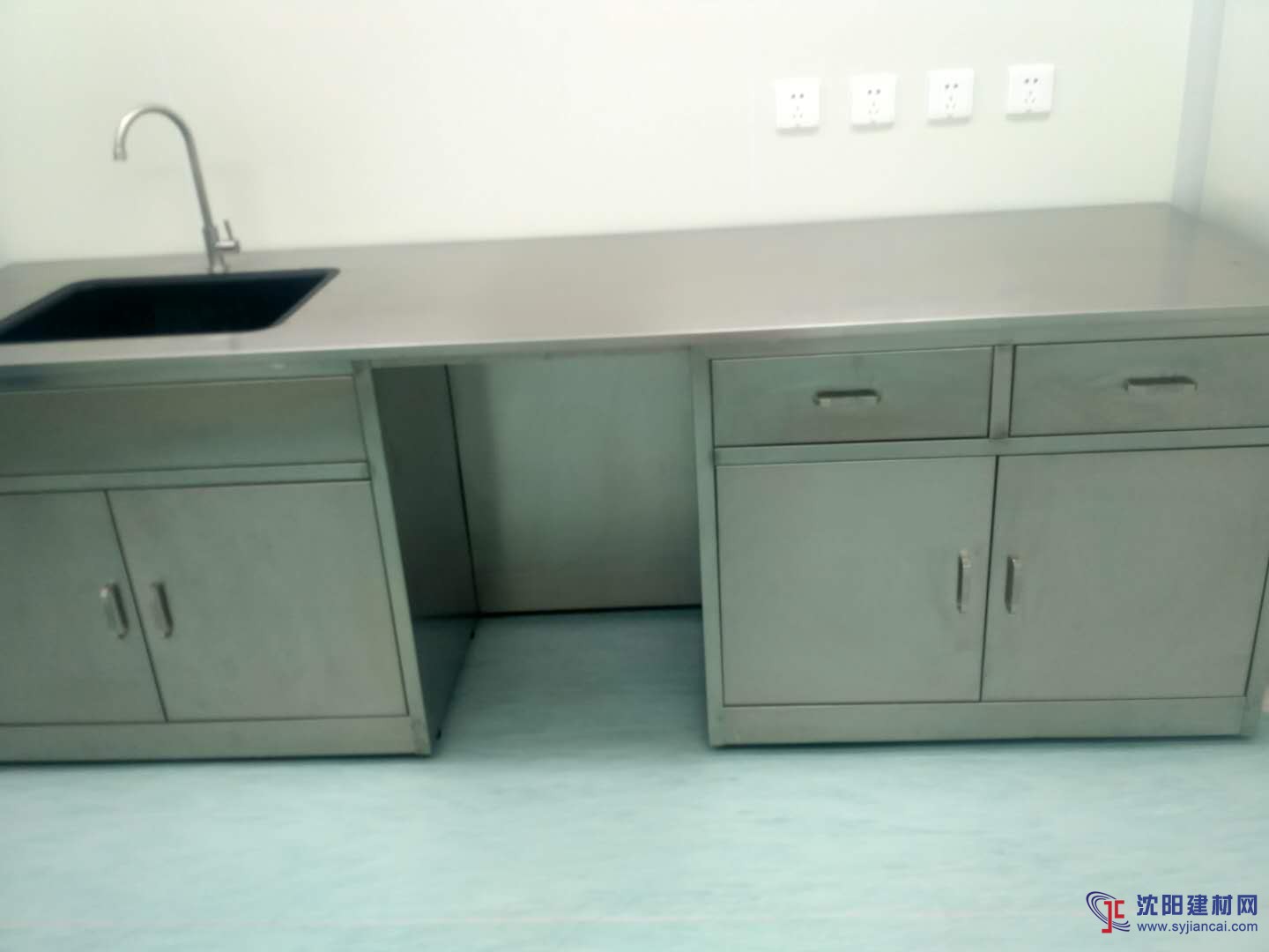 信凱科技不銹鋼實驗臺操作臺現貨