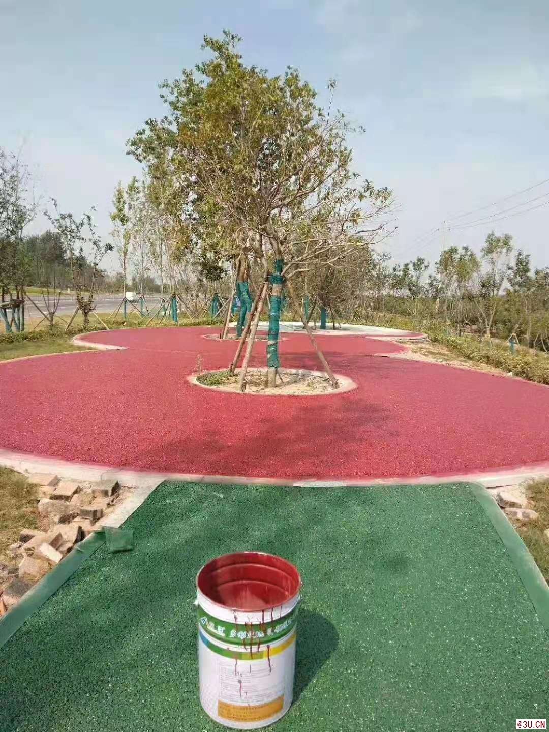 北京房山區透水地坪罩面漆色彩艷麗耐酸耐堿
